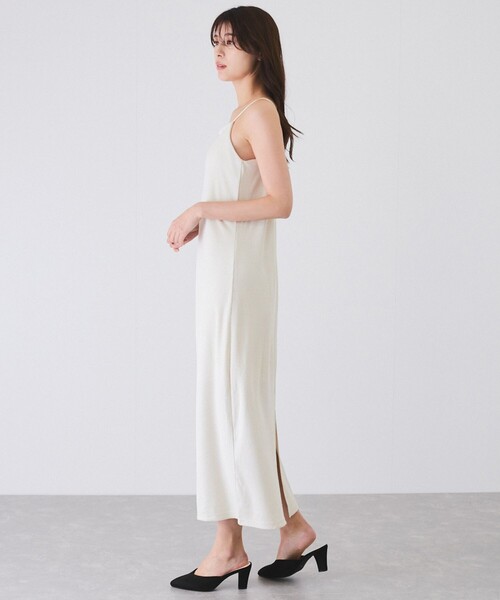 Jayro（ジャイロ）の「ラメカットソーカップ付きキャミワンピース（ワンピース・レディース・チャコールグレー/オフホワイト/ベージュ/ピンク・M）」の7枚目の写真