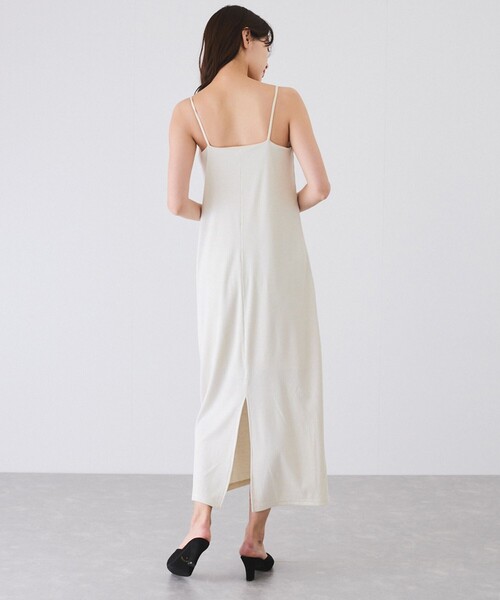 Jayro（ジャイロ）の「ラメカットソーカップ付きキャミワンピース（ワンピース・レディース・チャコールグレー/オフホワイト/ベージュ/ピンク・M）」の11枚目の写真