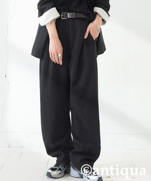 タックポンチパンツ