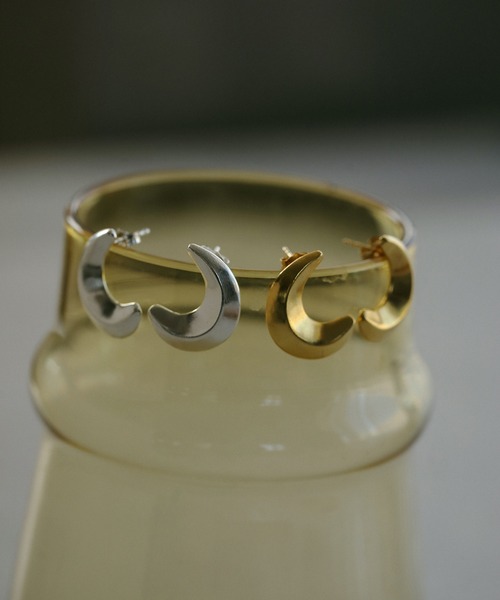 MANOF（マノフ）の「BYOKA×MANOF MOTIF PIERCE（ピアス（両耳用）・レディース・シルバー・FREE）」の2枚目の写真