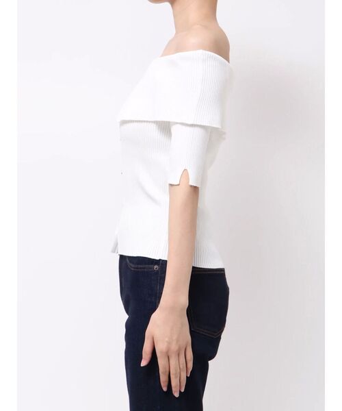 dazzlin(ダズリン)の「2WAYボタンオフショルニットトップス(ニット/セーター・レディース・オフホワイト/グレー/レッド/ピンク・FREE)」の14枚目の写真