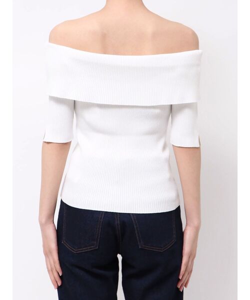 dazzlin(ダズリン)の「2WAYボタンオフショルニットトップス(ニット/セーター・レディース・オフホワイト/グレー/レッド/ピンク・FREE)」の15枚目の写真