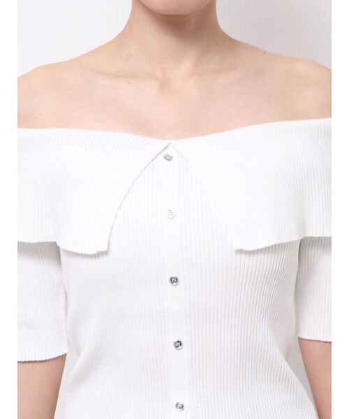 dazzlin(ダズリン)の「2WAYボタンオフショルニットトップス(ニット/セーター・レディース・オフホワイト/グレー/レッド/ピンク・FREE)」の16枚目の写真