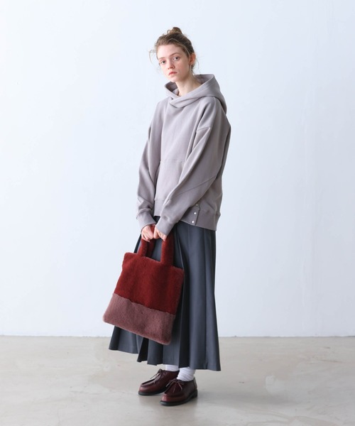Kelen(ケレン)の「「KELEN / ケレン」バイカラーエコファーバッグ(エコバッグ/サブバッグ・レディース・モカ/マスタード/ボルドー・FREE)」の12枚目の写真
