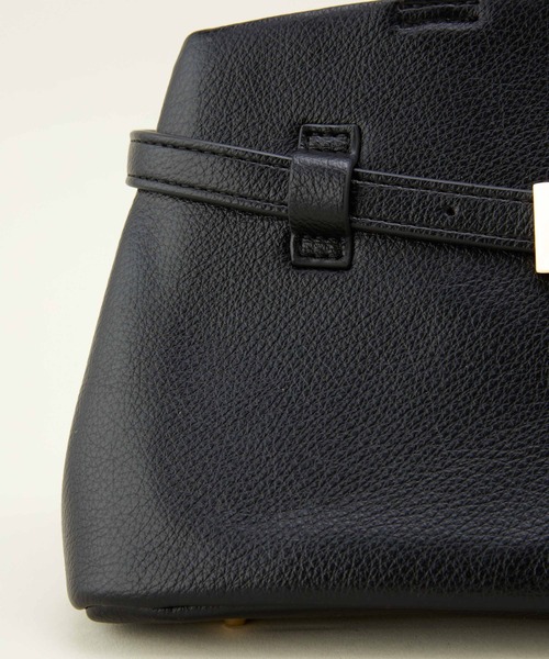 LE VERNIS（ル・ベルニ）の「LE VERNIS(ル・ベルニ) 【オケージョン対応】Poire Charm bag（ハンドバッグ・レディース・ブラウン/モカ/ブラック・FREE）」の7枚目の写真