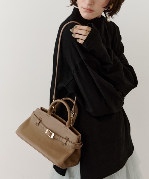 LE VERNIS（ル・ベルニ）の「LE VERNIS(ル・ベルニ) 【オケージョン対応】Poire Charm bag（ハンドバッグ・レディース・ブラウン/モカ/ブラック・FREE）」の17枚目の写真