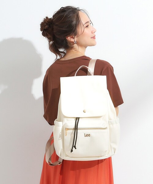 Lee（リー）の「【Lee別注／撥水】フラップリュック（バックパック/リュック・レディース・ブラック/アイボリー系7/チャコールグレー・00）」の8枚目の写真
