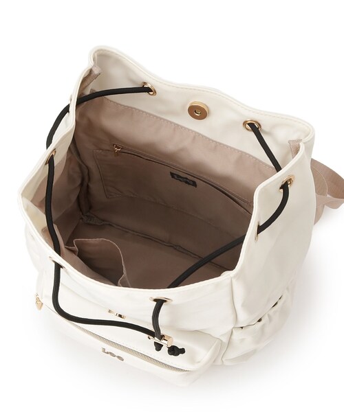 Lee（リー）の「【Lee別注／撥水】フラップリュック（バックパック/リュック・レディース・ブラック/アイボリー系7/チャコールグレー・00）」の17枚目の写真