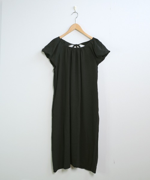 shopnikoniko(ショップニコニコ)の「バックオープン フレンチパフスリーブ ワンピース(ワンピース・レディース・ブラック・フリー)」の10枚目の写真