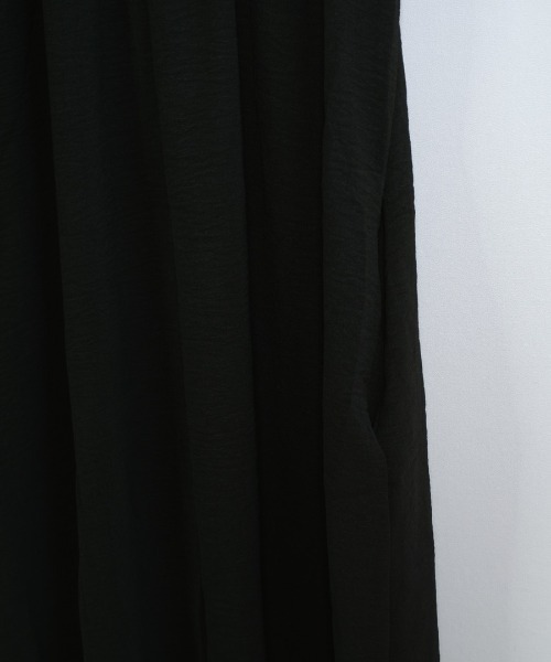 shopnikoniko(ショップニコニコ)の「バックオープン フレンチパフスリーブ ワンピース(ワンピース・レディース・ブラック・フリー)」の14枚目の写真