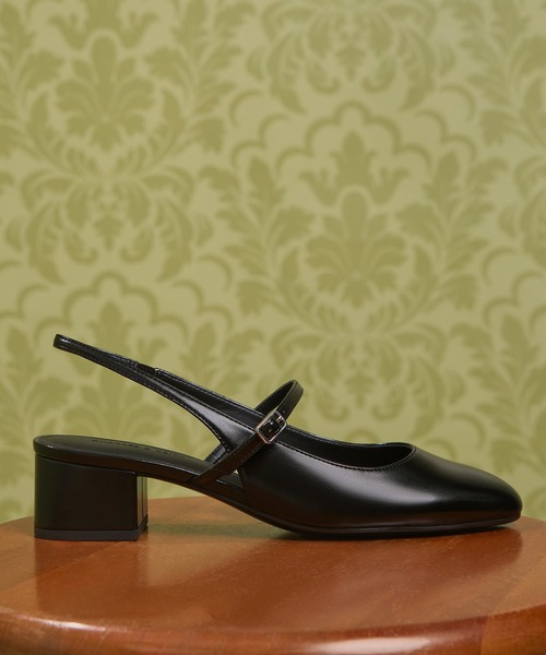 CHARLES & KEITH(チャールズ & キース)の「メリージェーン スリングバックパンプス(パンプス・レディース・バーガンディー/ブラック・25cm/24.5cm/23.5cm/23cm/22.5cm)」の13枚目の写真