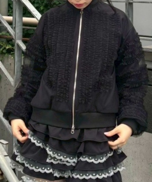 Candy Stripper（キャンディストリッパー）の「OVERLAPPED FRILL ブルゾン（ブルゾン・レディース・スモークピンク/ブラック/オフホワイト・FREE）」の3枚目の写真