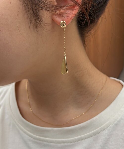 CAPRICIEUX LE'MAGE（カプリシューレマージュ）の「〈GOLDY/ゴールディ〉ドロップコンビピアス（ピアス（両耳用）・レディース・シルバー/ゴールド・FREE）」の5枚目の写真