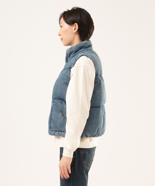 Levi's(リーバイス)の「Levi's/リーバイス ウエスタンバブルベスト(ダウンベスト・レディース・ダークインディゴブルー・XS/S/M)」の2枚目の写真