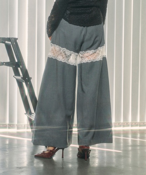 ANDGEEBEE(アンジービー)の「レースドッキングワイドパンツ(スラックス・レディース・グレー/ブラック・FREE)」の16枚目の写真