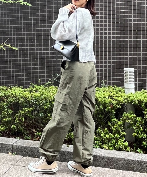 &soiree(アンドソワレ)の「【&soiree】ナイロンカーゴパンツ(カーゴパンツ・レディース・ピンク/カーキ/ブラック・FREE)」の4枚目の写真