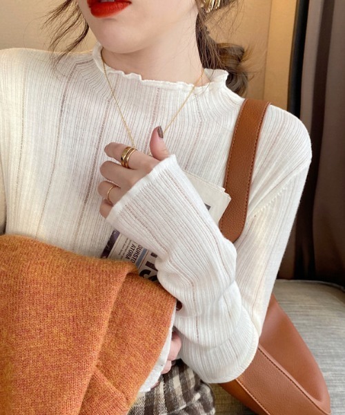 cammie(キャミー)の「シアーハイネック針抜きリブトップス(Tシャツ/カットソー・レディース・モスグリーン/ライトグレー/オフホワイト/ブラック・FREE)」の6枚目の写真