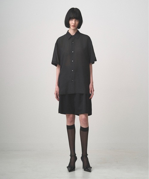 Juha(ユハ)の「SHEER LIGHT S/S SHIRT(シャツ/ブラウス・メンズ・ブラック/サックスブルー/ホワイト・3/4)」の4枚目の写真