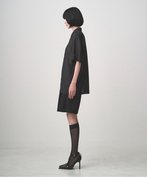 Juha(ユハ)の「SHEER LIGHT S/S SHIRT(シャツ/ブラウス・メンズ・ブラック/サックスブルー/ホワイト・3/4)」の6枚目の写真