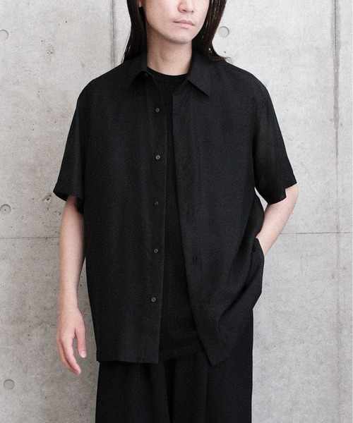 Juha(ユハ)の「SHEER LIGHT S/S SHIRT(シャツ/ブラウス・メンズ・ブラック/サックスブルー/ホワイト・3/4)」の14枚目の写真