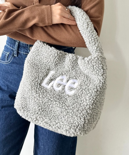 Lee(リー)の「【動画あり】Lee/リー ボア ワンショルダー ミニバッグ/ロゴ刺繍(ハンドバッグ・レディース・ブラック/アニマル/ダークグレー/ブラウン・FREE)」の2枚目の写真