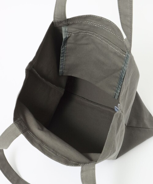 MACKINTOSH PHILOSOPHY（ﾏｯｷﾝﾄｯｼｭ ﾌｨﾛｿﾌｨｰ）の「GREY LABEL カラーロゴトート（トートバッグ・レディース・チャコールグレー/ブルー/レッド/ベージュ・FREE）」の8枚目の写真