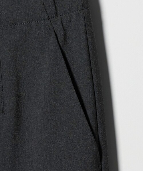 UNITED ARROWS（ユナイテッドアローズ）の「トロピカル ソリッド モダンイージー パンツ（その他パンツ・メンズ・ダークグレー・L/M/S/XL）」の11枚目の写真