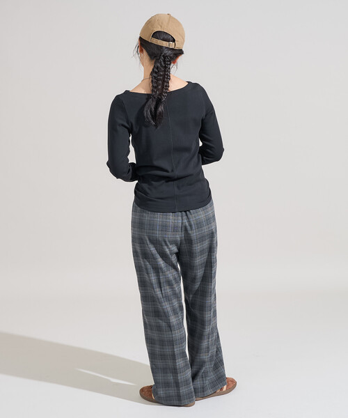 FREAK'S STORE(フリークスストア)の「コットンモダール ボ ートネックロンT(Tシャツ/カットソー・レディース・その他13/ホワイト/レッド/ブラック/ネイビー/ライトグレー・MEDIUM/SMALL)」の20枚目の写真