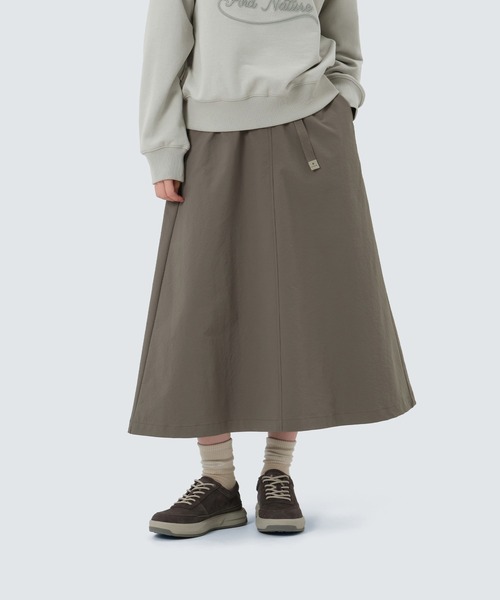 Snow Peak(スノーピーク)の「SnowPeak / Polywasher Skirt ポリワッシャースカート 海外限定(スカート・レディース・カーキ/ダークカーキ/スミクロ・S/M/L)」の3枚目の写真