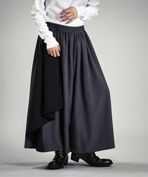 NO ID.（ノーアイディ）の「【NO ID.】Gather Baggy Drape Trousers / ギャザー バギー ドレープ トラウザーズ（スラックス・メンズ・チェック/ブラック/グレー・2/1）」の14枚目の写真