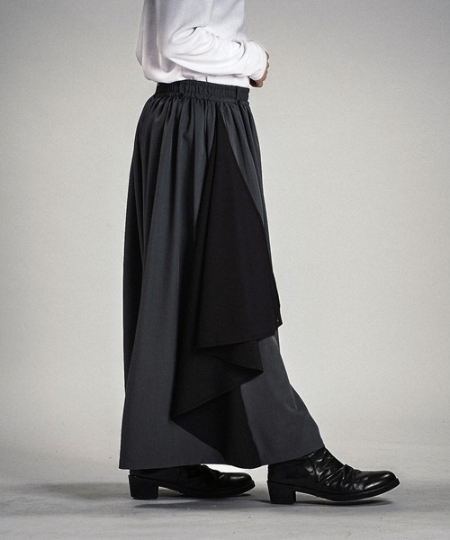 NO ID.（ノーアイディ）の「【NO ID.】Gather Baggy Drape Trousers / ギャザー バギー ドレープ トラウザーズ（スラックス・メンズ・チェック/ブラック/グレー・2/1）」の16枚目の写真