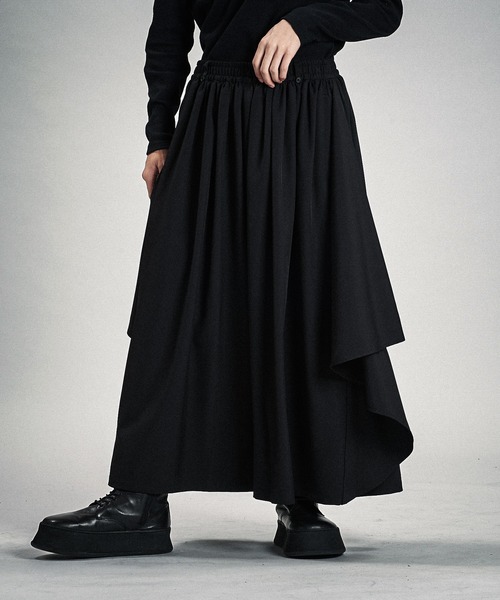NO ID.（ノーアイディ）の「【NO ID.】Gather Baggy Drape Trousers / ギャザー バギー ドレープ トラウザーズ（スラックス・メンズ・チェック/ブラック/グレー・2/1）」の5枚目の写真