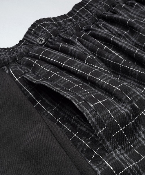 NO ID.（ノーアイディ）の「【NO ID.】Gather Baggy Drape Trousers / ギャザー バギー ドレープ トラウザーズ（スラックス・メンズ・チェック/ブラック/グレー・2/1）」の19枚目の写真