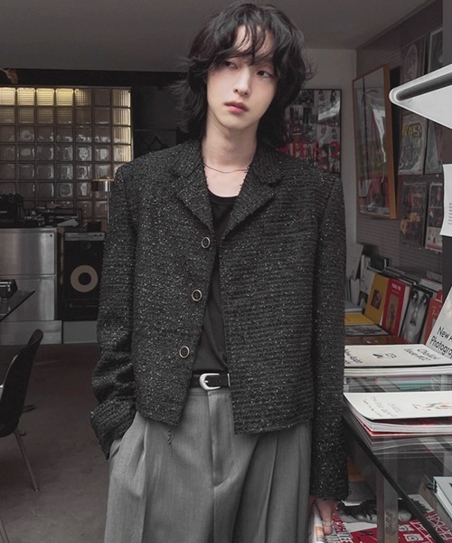 NOWLE(ノウル)の「【NOWLE】ラメツイード フリンジヘム ショート丈 テーラードジャケット(テーラードジャケット・メンズ・ホワイト/ブラック・MEDIUM/LARGE/X-LARGE)」の5枚目の写真