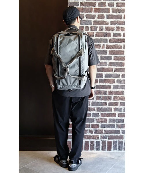 BRIEFING（ブリーフィング）の「【BRIEFING／ブリーフィング】 URBAN GYM 3WAY DUFFLE（ボストンバッグ・メンズ・ブラック/グレー・FREE）」の3枚目の写真