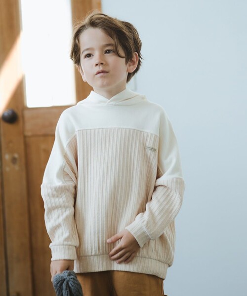 BRANSHES（ブランシェス）の「【おそろい】異素材切り替えパーカー（パーカー・キッズ・アイボリー/ネイビー・90/150/140/100/110/120/130）」の5枚目の写真