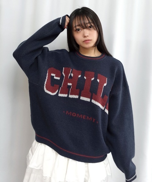 Lots of Love(ロッツオブラブ)の「CHILLロゴジャガードニットプルオーバー(ニット/セーター・レディース・ベージュ/ネイビー/グレー/ブルー・FREE)」の4枚目の写真