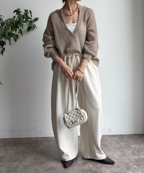 DouDou(ドゥドゥ)の「【新色追加】起毛モヘヤスキッパープルオーバー(ニット/セーター・レディース・ブルー系その他/ベージュ/ブラウン/イエロー/チャコールグレー・FREE)」の22枚目の写真