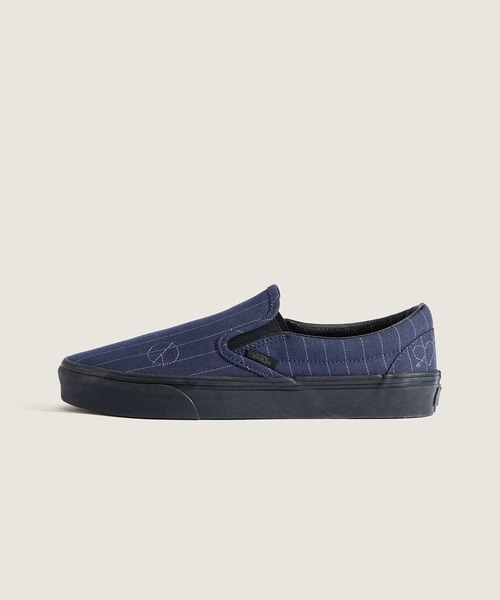 VANS(バンズ)の「クラシック スリッポン ウール / Classic Slip-On WOOL NAVY/BLAC VN000BVZNGV1(スリッポン・メンズ・ネイビー・5.5/6/6.5/7/8/8.5/9/9.5/10/10.5/11.5/12/11/7.5/5)」の1枚目の写真