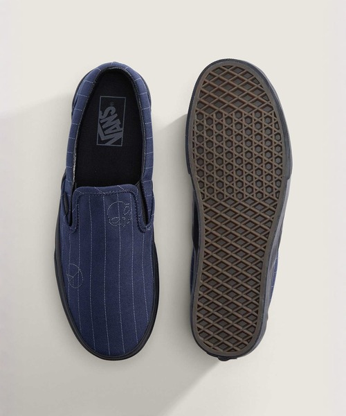VANS(バンズ)の「クラシック スリッポン ウール / Classic Slip-On WOOL NAVY/BLAC VN000BVZNGV1(スリッポン・メンズ・ネイビー・5.5/6/6.5/7/8/8.5/9/9.5/10/10.5/11.5/12/11/7.5/5)」の3枚目の写真