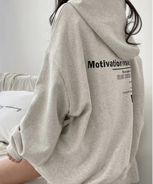NEW GENTLEMAN（ニュージェントルマン）の「MOTIVATION オーバーサイズ プルオーバーパーカー（パーカー・メンズ・ブラック/グレー/ライトグレー・XL/L/M）」の11枚目の写真