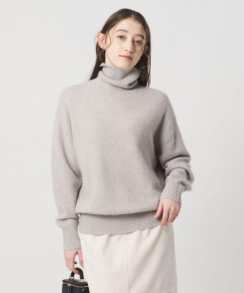 UNITED ARROWS（ユナイテッドアローズ）の「フォックス ウール ラメ タートルネック ニット（ニット/セーター・レディース・オフホワイト/ライトグレー/ダークグレー・FREE）」の20枚目の写真