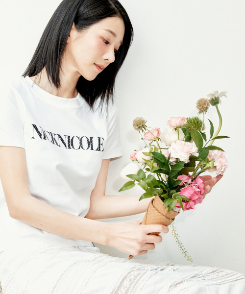 NICK&NICOLE(ニックアンドニコール)の「NICOLE DOT LETTERING SLIM TOP_WHITE(Tシャツ/カットソー・レディース・その他・FREE)」の3枚目の写真