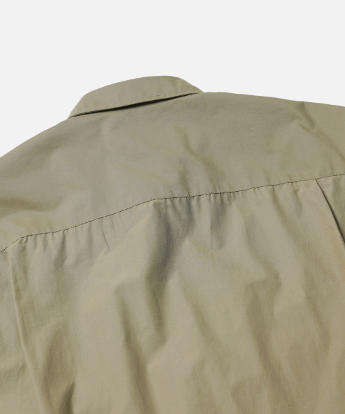 FRIZMWORKS(フリズムワークス)の「NYCO HALF COACH JACKET _ BEIGE(ナイロンジャケット・メンズ・その他・MEDIUM/LARGE/X-LARGE)」の8枚目の写真