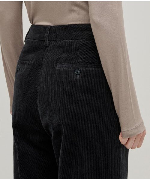 MUSINSA STANDARD WOMAN（ムシンサスタンダードウーマン）の「ウィメンズテーパードコーデュロイパンツ[ダークグレー]（その他パンツ・レディース・その他・30/24/25/26/27/28/29）」の5枚目の写真