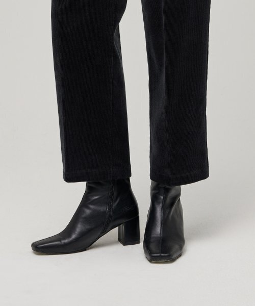 MUSINSA STANDARD WOMAN（ムシンサスタンダードウーマン）の「ウィメンズテーパードコーデュロイパンツ[ダークグレー]（その他パンツ・レディース・その他・30/24/25/26/27/28/29）」の6枚目の写真