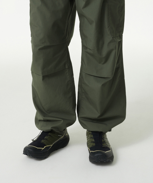 MUSINSA STANDARD（ムシンサスタンダード）の「リップストップパラシュートカーゴパンツ[セージグリーン]（その他パンツ・メンズ・その他・26/27/28/29/30/31/32/33/34/36/38/40/42）」の9枚目の写真