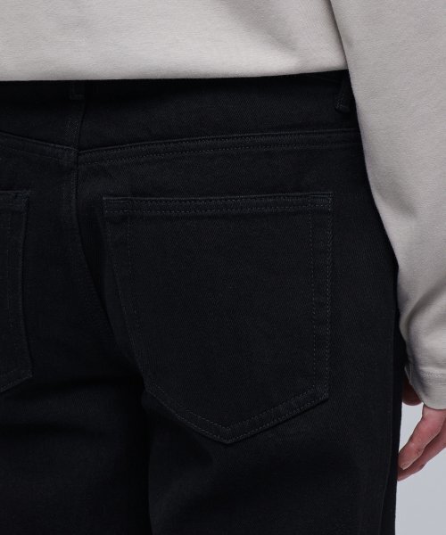 MUSINSA STANDARD（ムシンサスタンダード）の「スラッシュストレートデニムパンツ[ブラック]（デニムパンツ・メンズ・その他・40/38/42/36/32/30/31/26/27/28/29）」の6枚目の写真