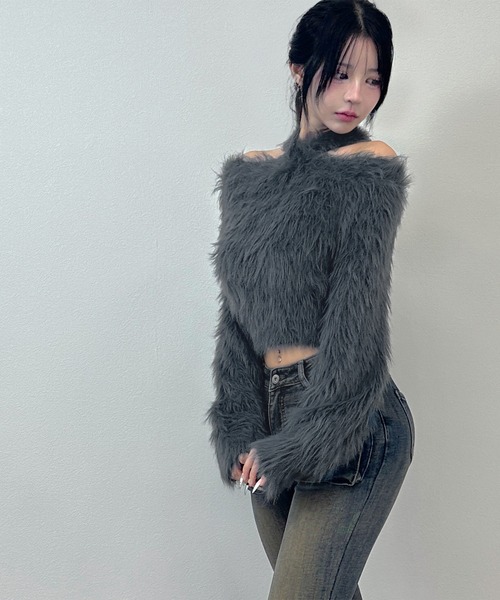 FOLLOWIN(フォロウィン)の「フェイクファークロスネックショートトップス(ニット/セーター・レディース・ホワイト/ブラウン/カーキ/グレー・FREE)」の14枚目の写真