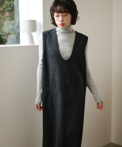 LAULEN（ローレン）の「wool blend deep neck sleeveless dress /ウールブレンドディープネックノースリーブワンピース（ジャンパースカート・レディース・ブラック/チャコールグレー/ワインレッド・FREE）」の8枚目の写真